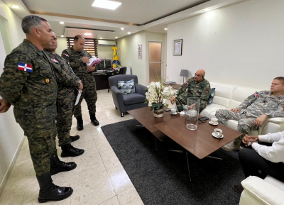 El Contralmirante Agustín Alberto Morillo Rodríguez, ARD. Jefe de la División de Inteligencia Naval (M-2), Armada de República Dominicana, visitó las instalaciones de SVSP.