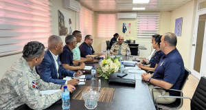 El Gral. de Brigada Justo Orlando Del Orbe Piña, ERD, director ejecutivo de la Superintendencia de Vigilancia y Seguridad Privada (SVSP)., sostuvo una reunión con la Comisión Técnica de esta institución.
